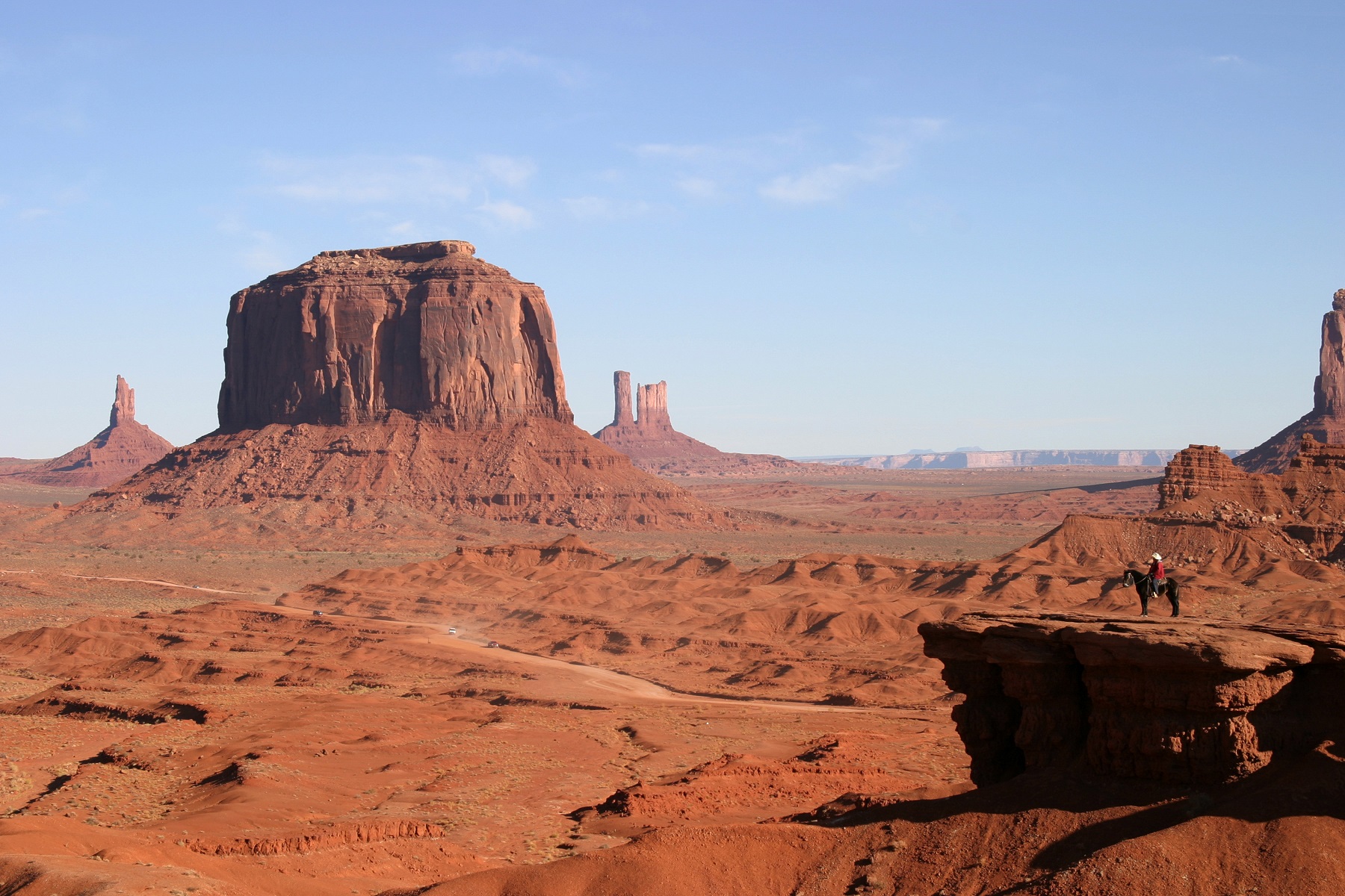 Monument Valley Yellowstone escorted holiday