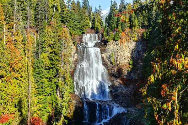 Alexander Falls, British Columbia